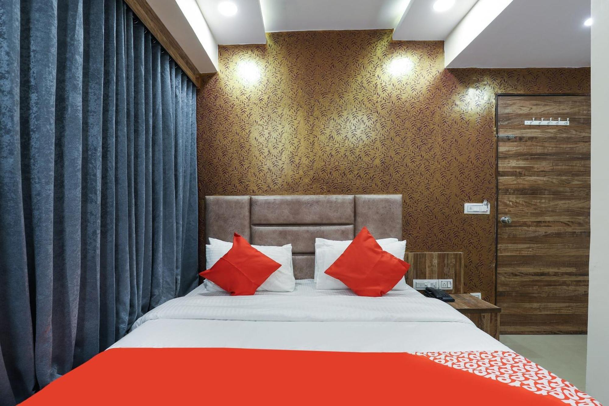 Hotel O Dream Stay Sarkhej 외부 사진