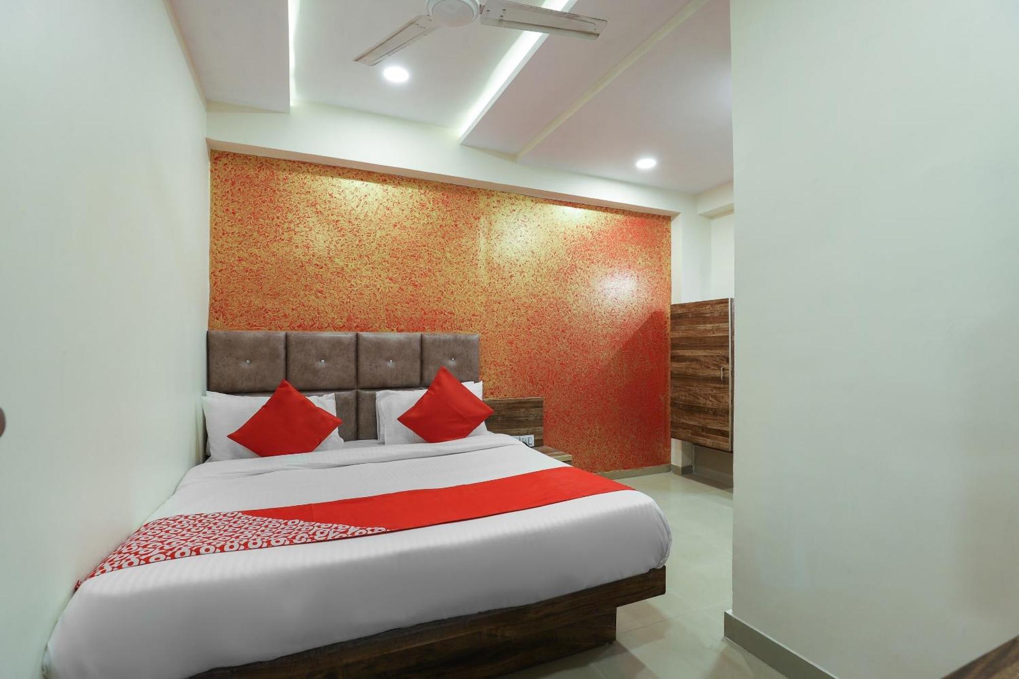 Hotel O Dream Stay Sarkhej 외부 사진