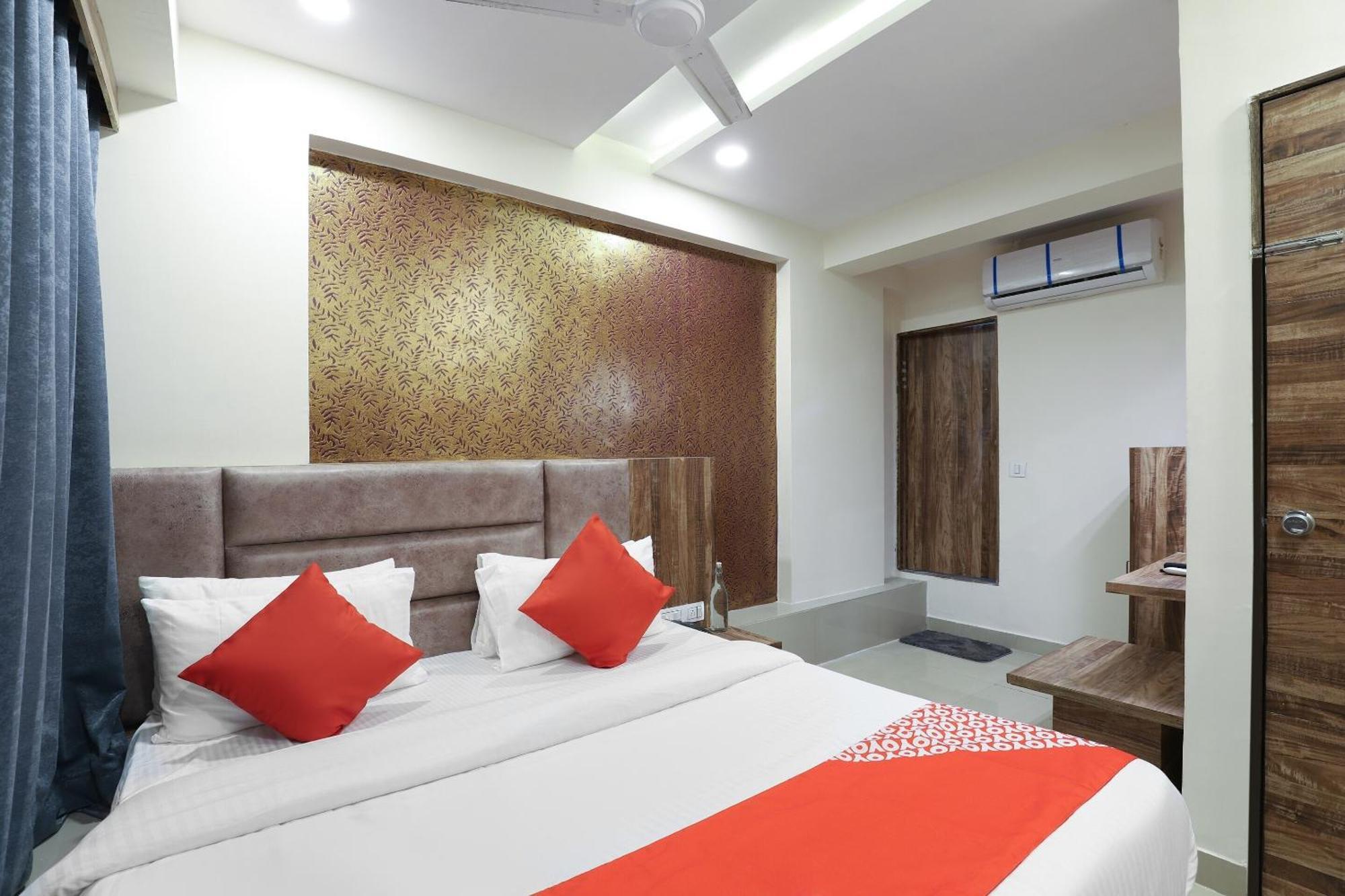 Hotel O Dream Stay Sarkhej 외부 사진