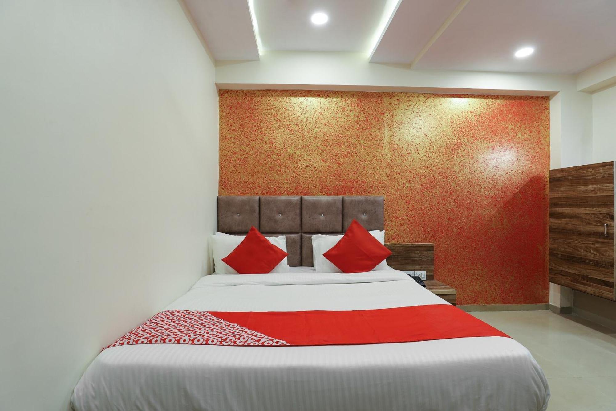 Hotel O Dream Stay Sarkhej 외부 사진